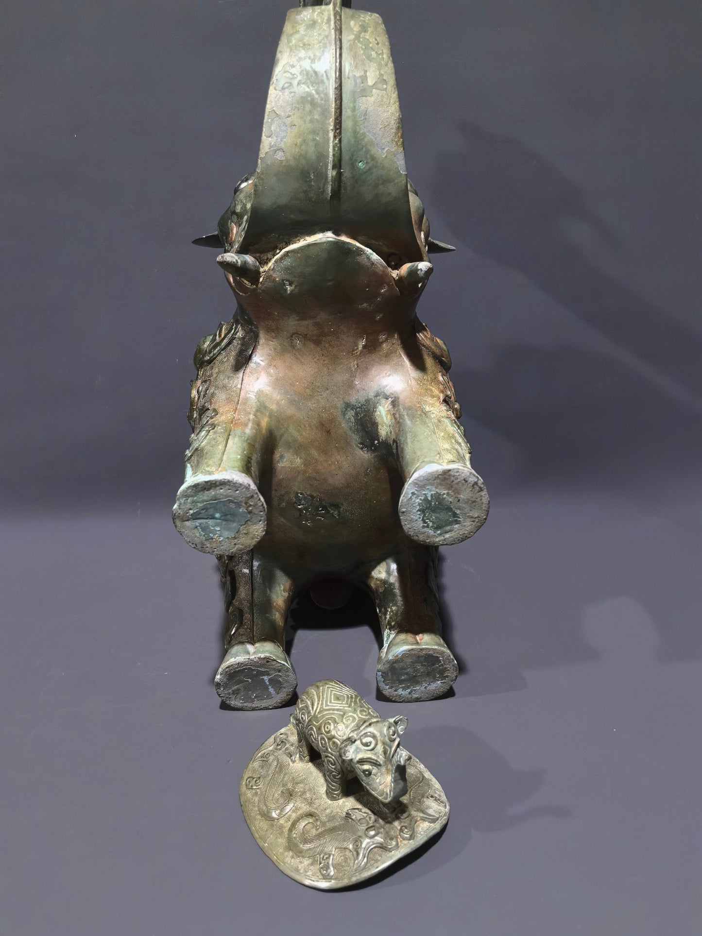 A1240 Xi Zhou Period Bronze Elephant Statue