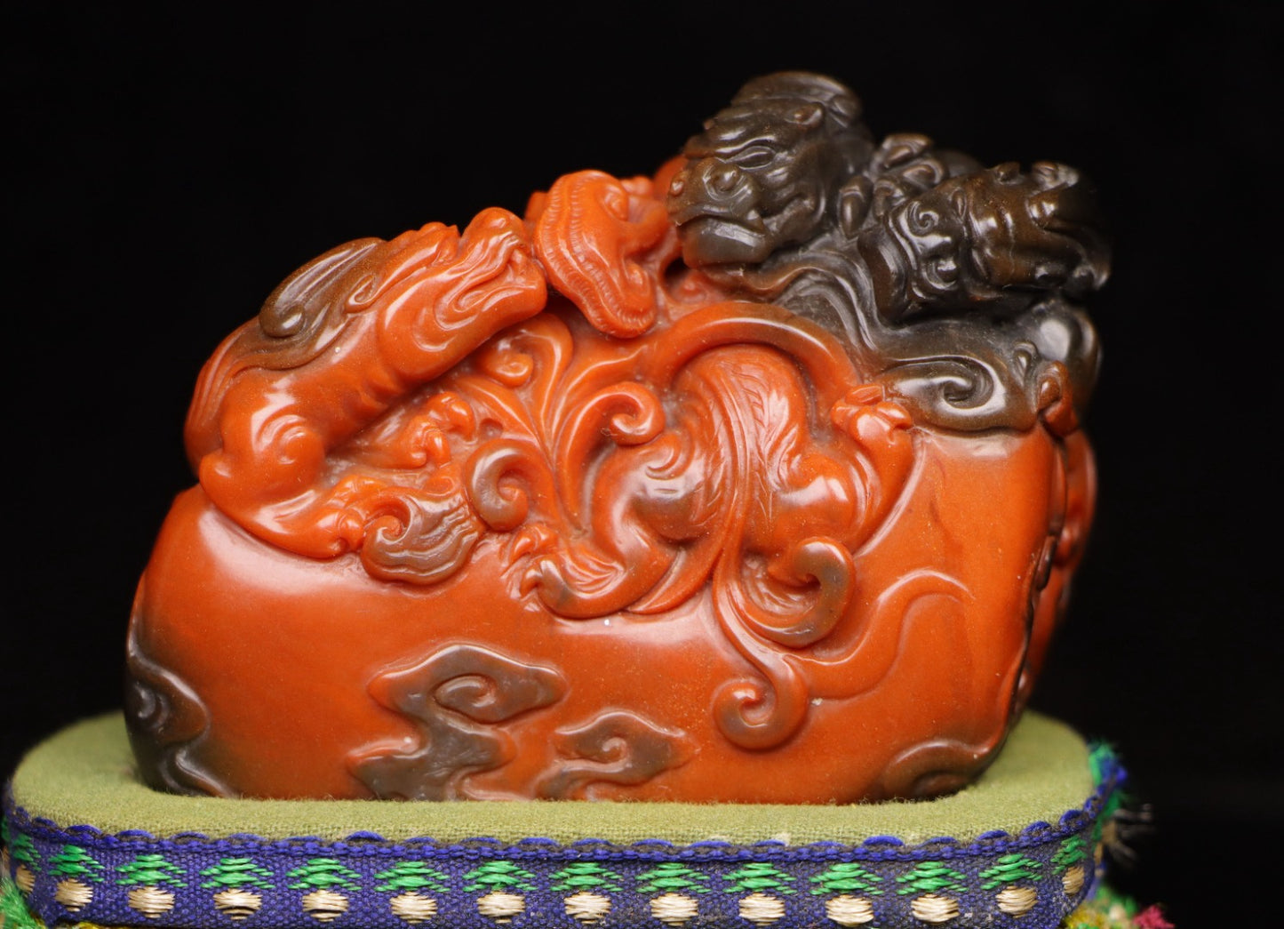 A1245 Superb Old Chinese Shoushan Stone Carved Chi Dragon Statue w Box