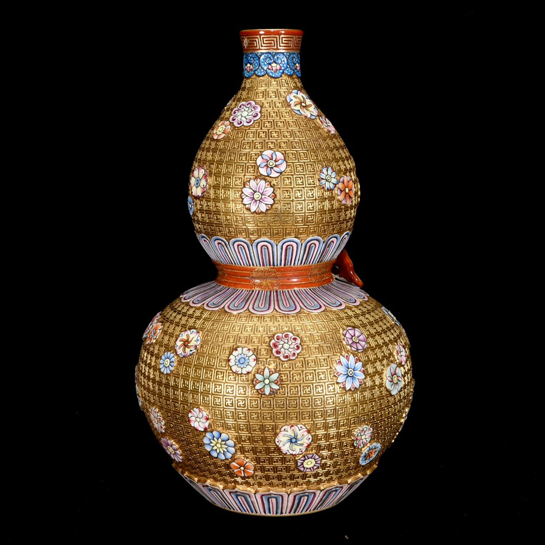 A1246 Chinese Qing Dynasty Gilt Gold Enamel Gourd Shape Porcelain Vase