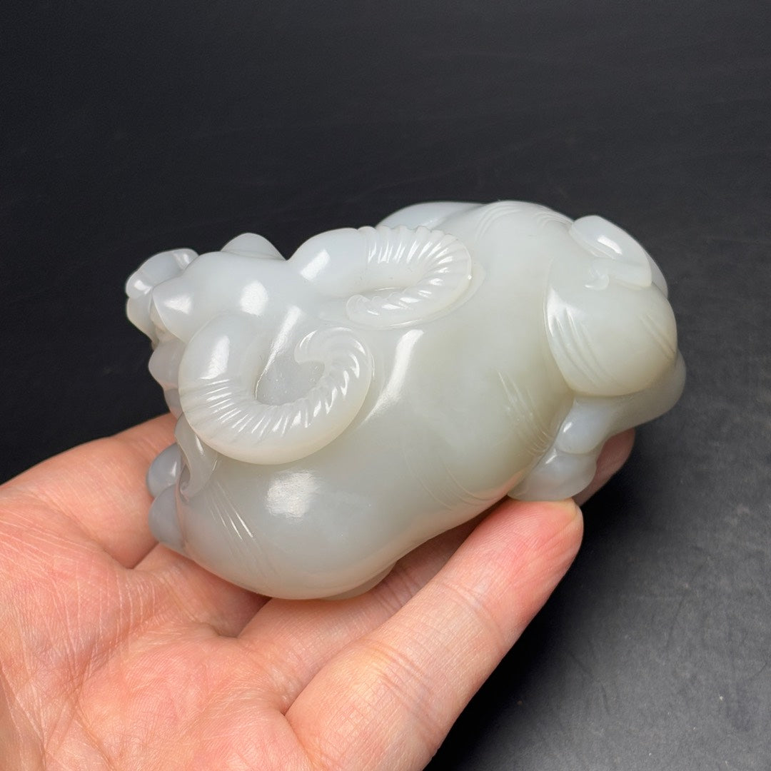 A1248 Superb Chinese Hetian Jade Carved Fortune Ox Statue