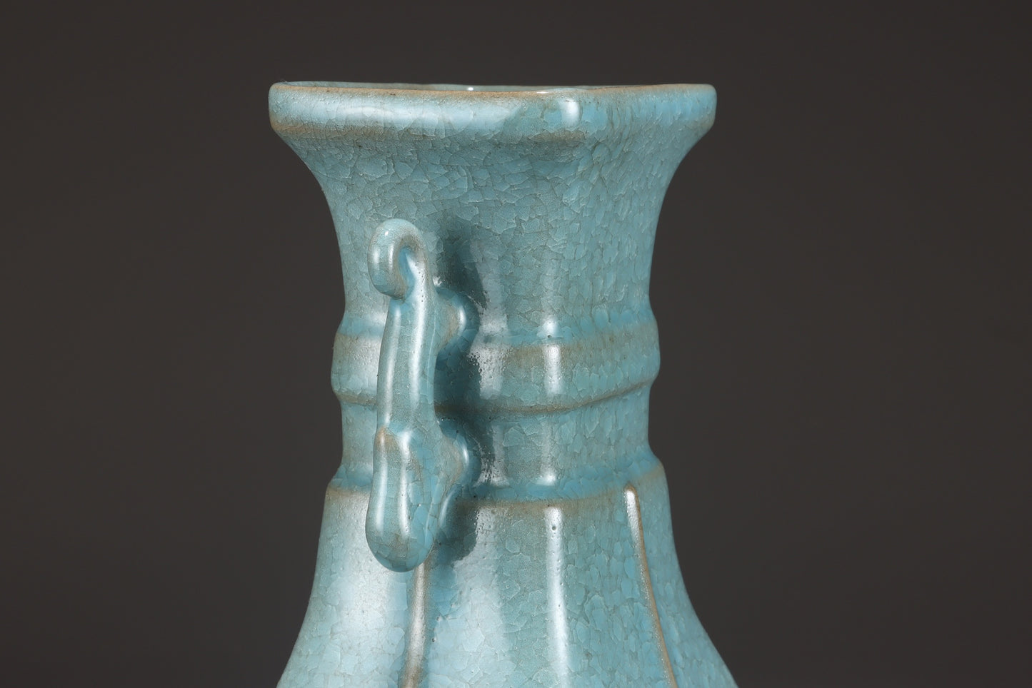 A1311 Chinese Sky Blue Glaze Ru Kiln Double Ear Porcelain Vase