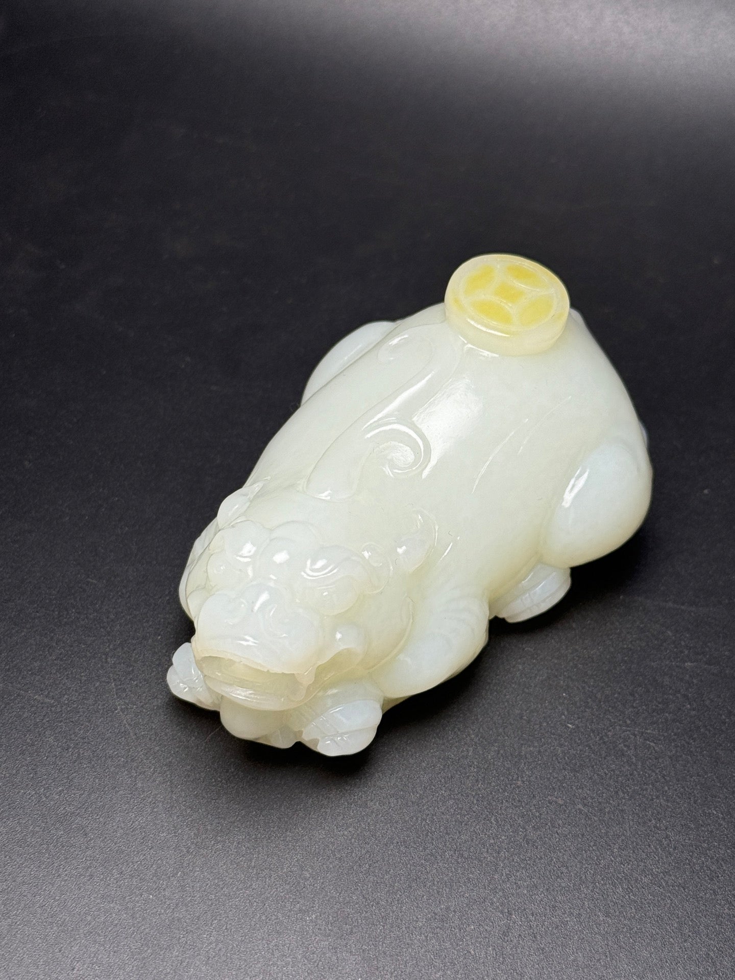 A1312 Superb Chinese Hetian Jade Carved Fortune Pixiu Statue