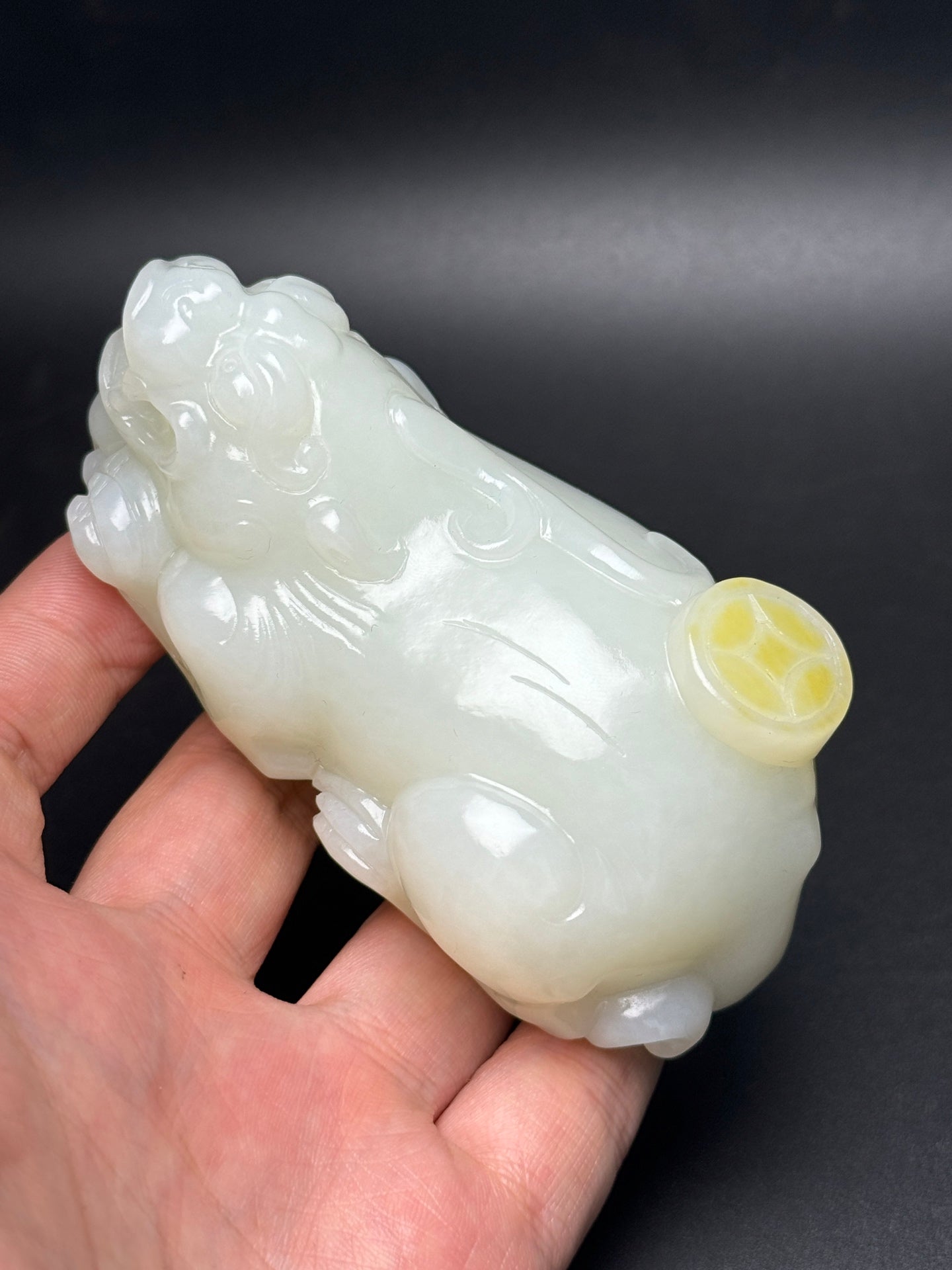 A1312 Superb Chinese Hetian Jade Carved Fortune Pixiu Statue