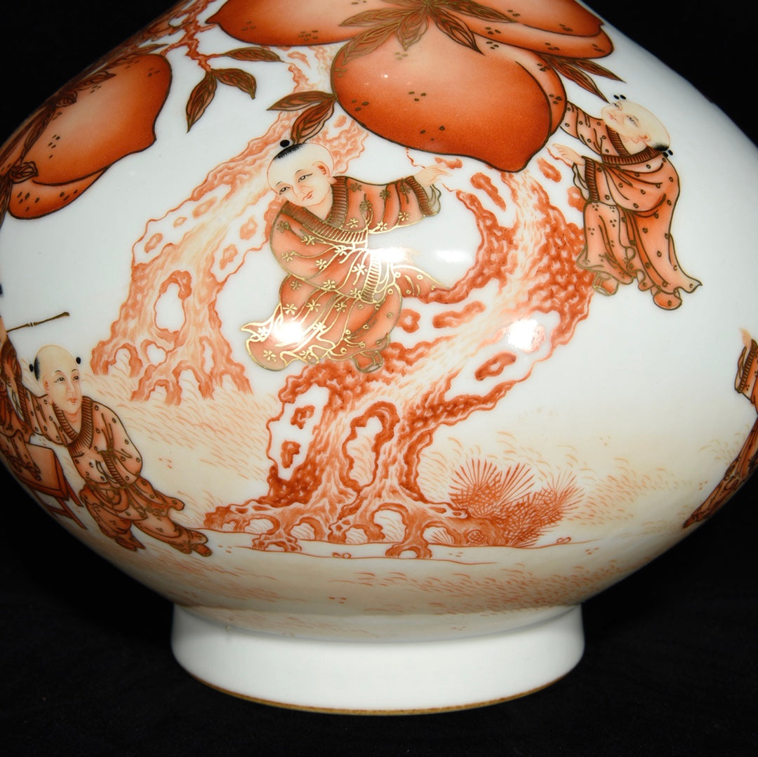 A1322 Chinese Qing Dynasty Gilt Edge Iron Red Glaze Peach Design Porcelain Vase