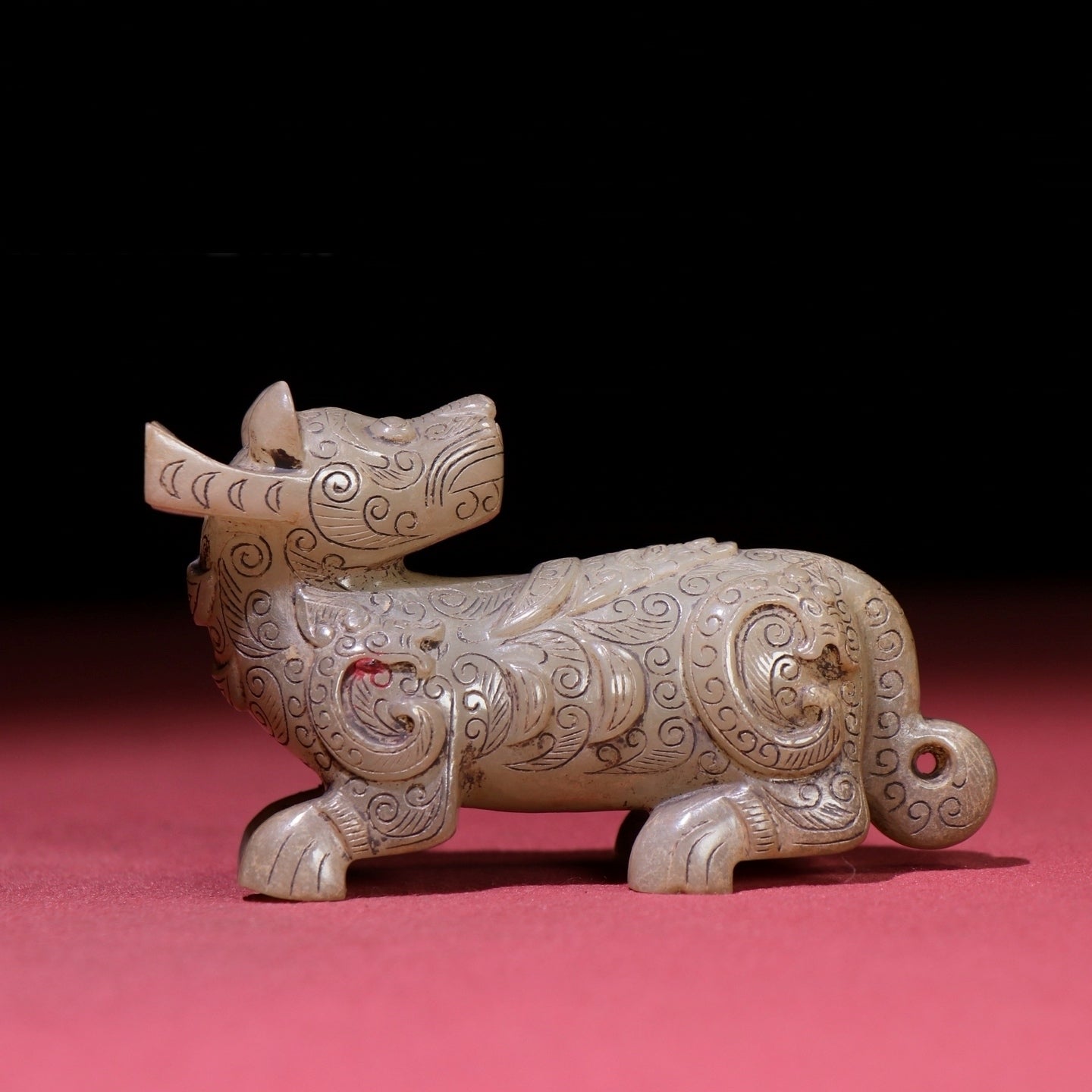 A1325 Vintage Chinese Hetian Jade Carved Tiger Statue