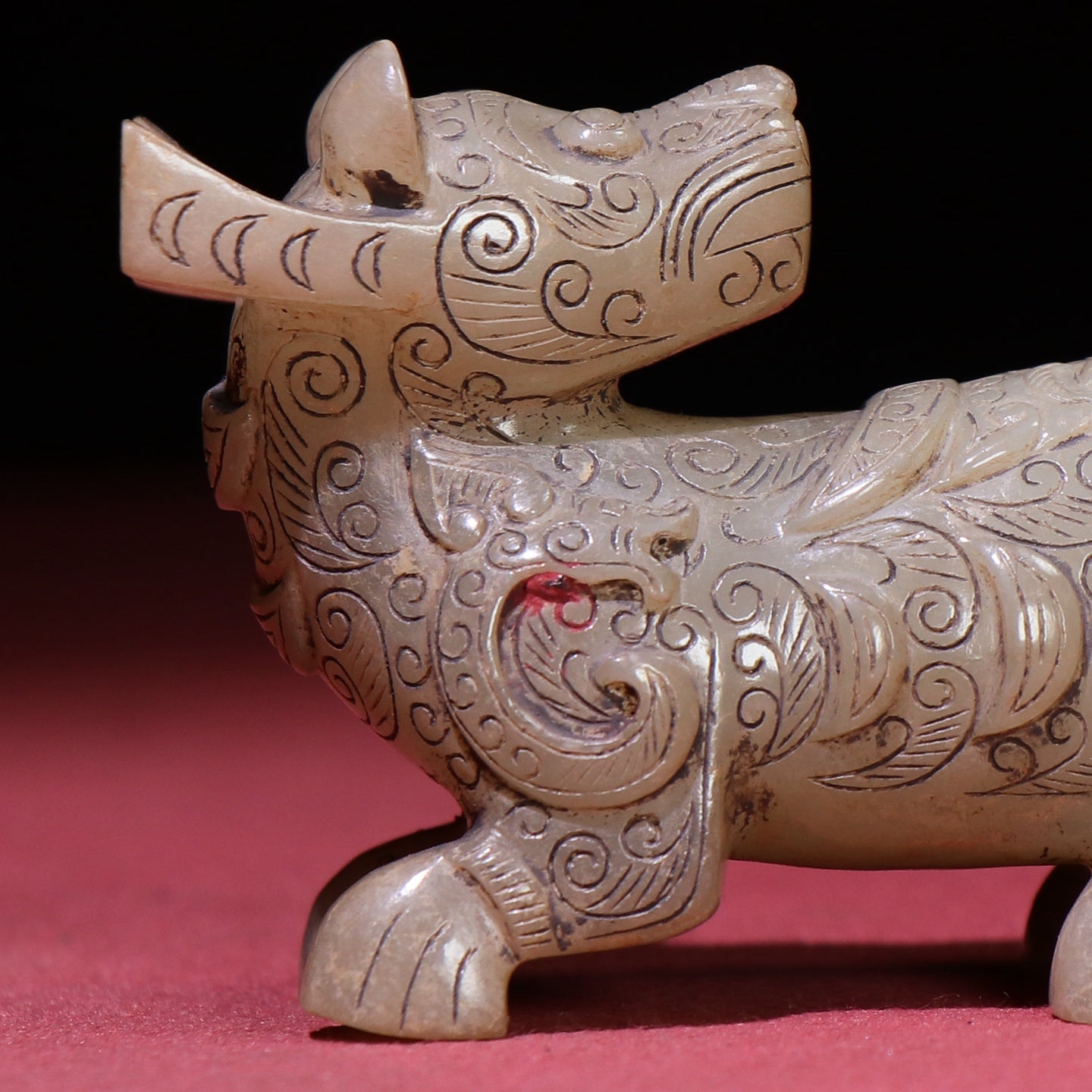 A1325 Vintage Chinese Hetian Jade Carved Tiger Statue
