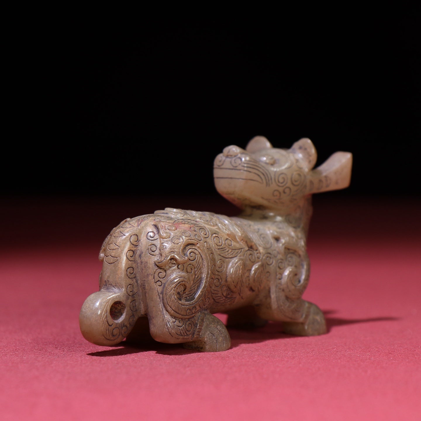 A1325 Vintage Chinese Hetian Jade Carved Tiger Statue
