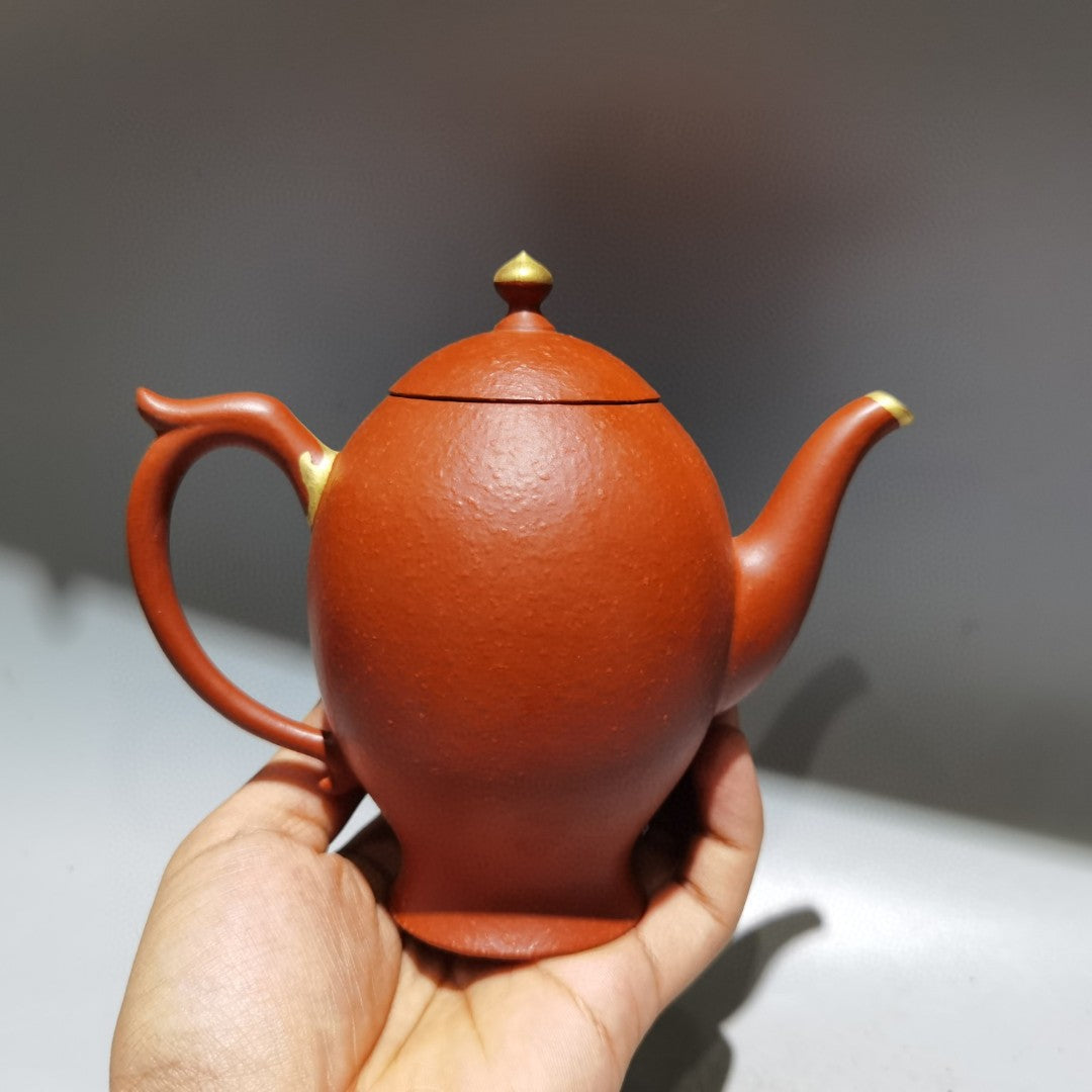 A1364 Chinese Gilt Gold Yixing Zisha Clay Peacock & Peony Teapot w Artist Signed