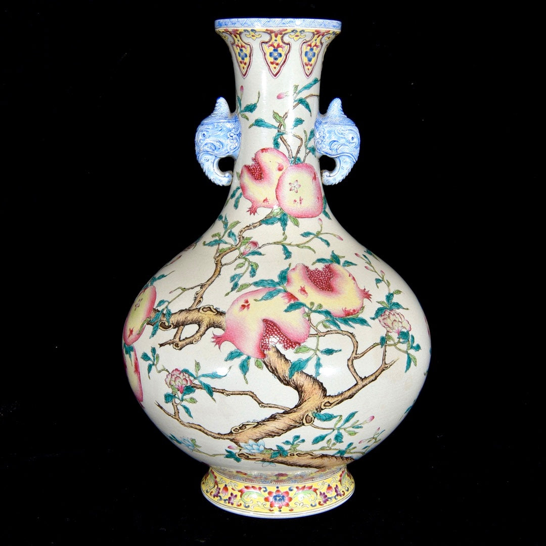 A1369 Chinese Qing Dynasty Gilt Edge Famille Rose Pomegranate Design Porcelain Vase