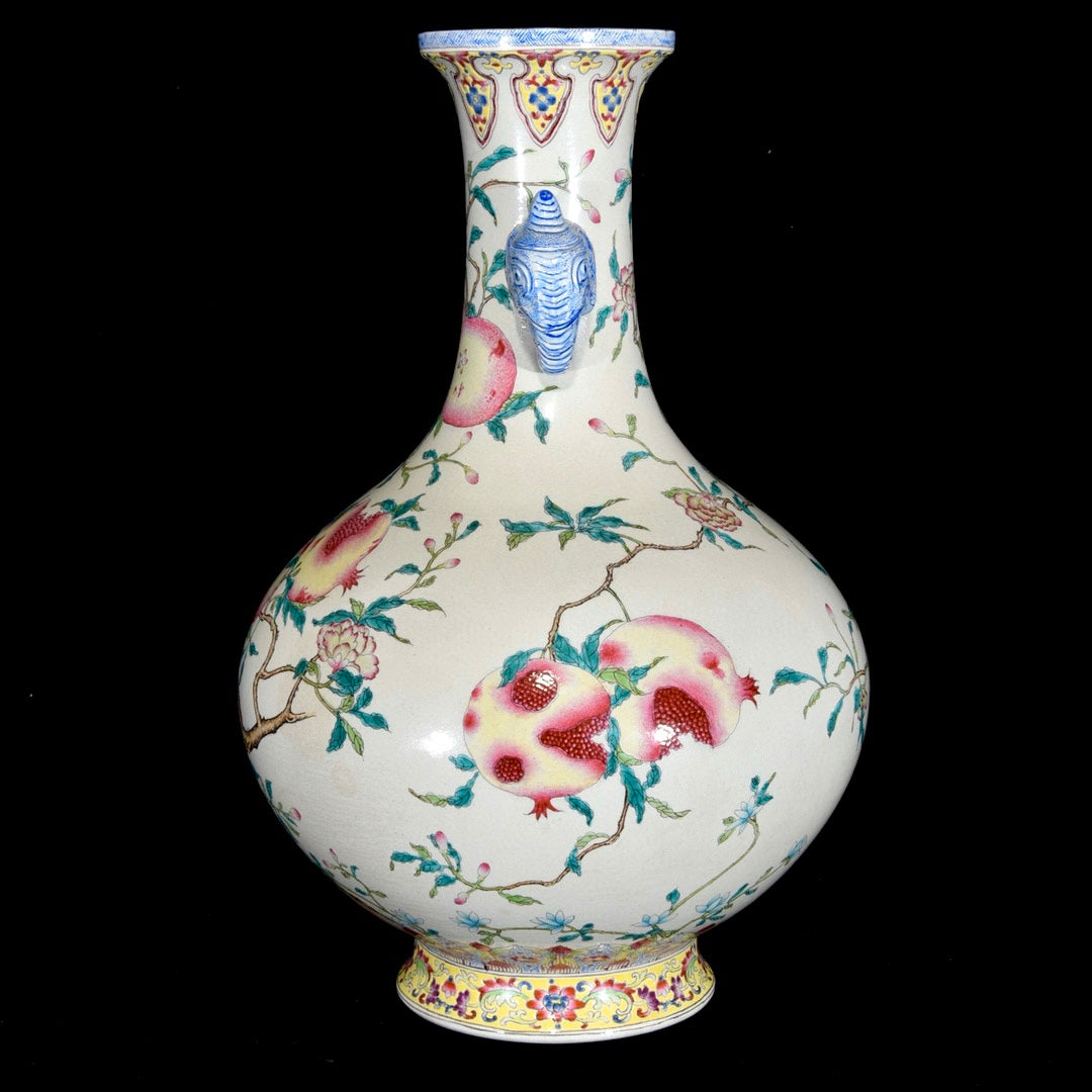 A1369 Chinese Qing Dynasty Gilt Edge Famille Rose Pomegranate Design Porcelain Vase