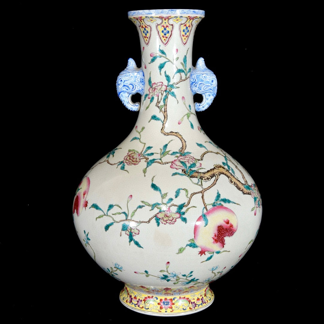 A1369 Chinese Qing Dynasty Gilt Edge Famille Rose Pomegranate Design Porcelain Vase