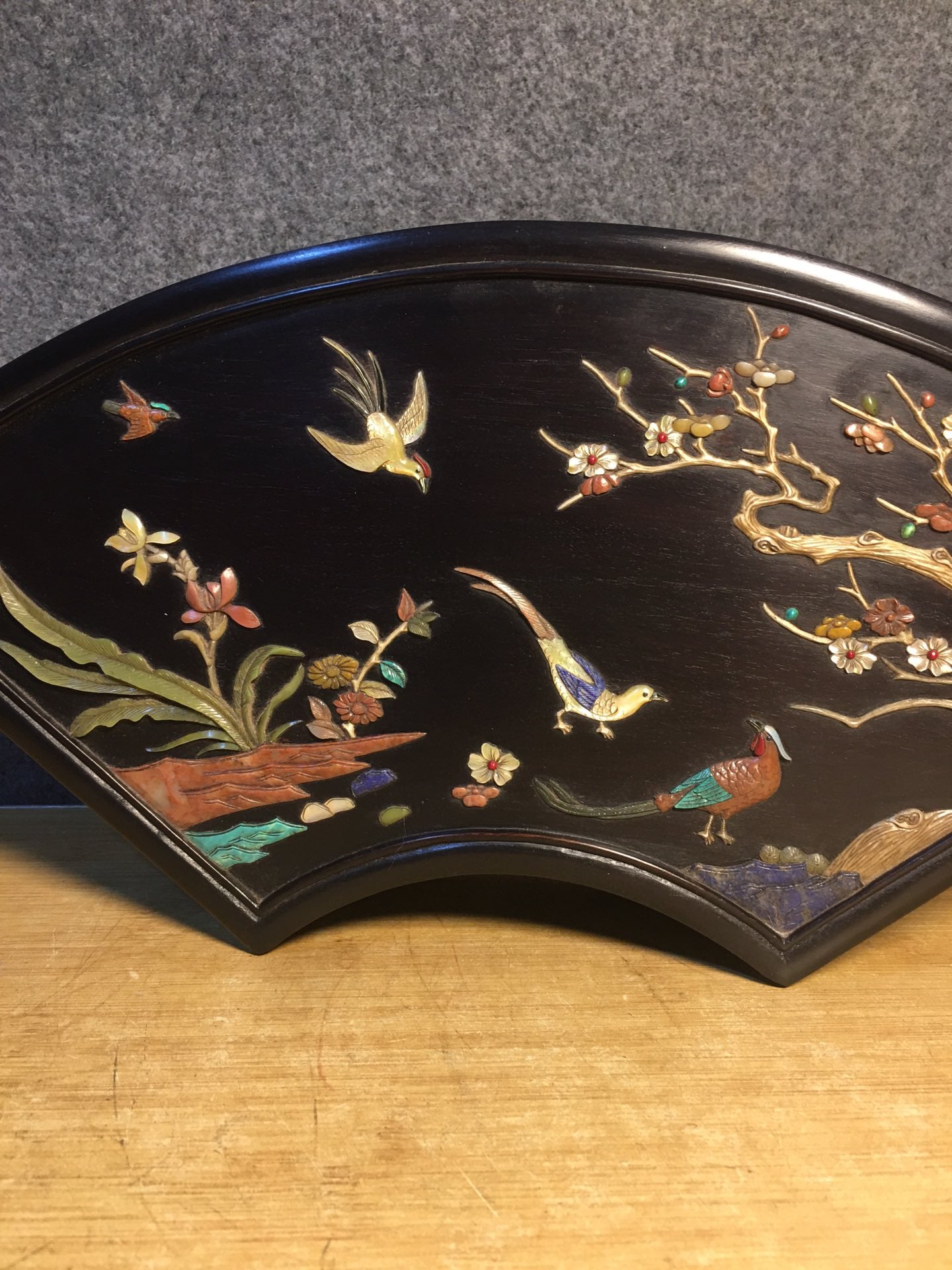 A1384 Chinese Zitan Wood Inlay Shoushan Stone Plum Flower & Magpie Jewellery Box