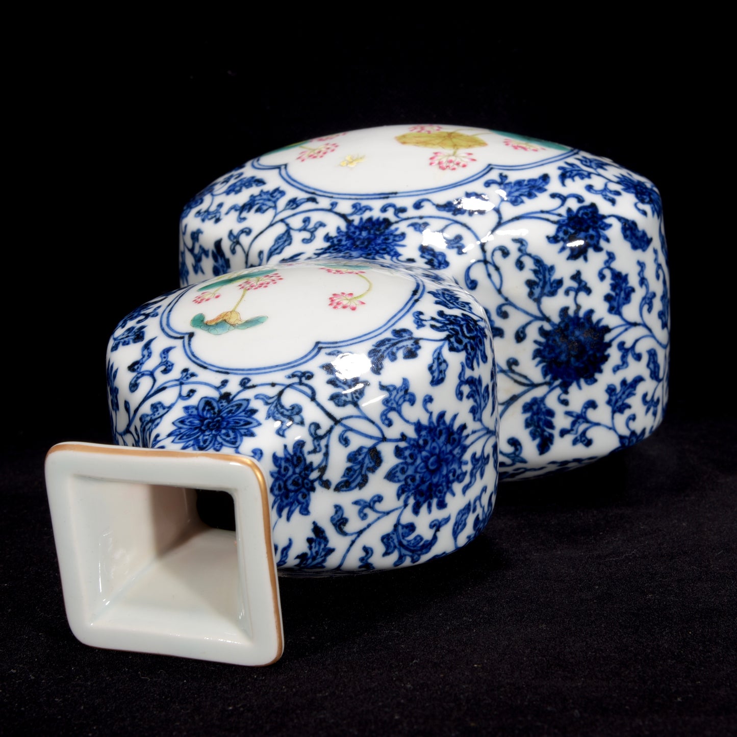 A1386 Chinese Qing Dynasty Blue And White Porcelain Flowers Design Gourd Porcelain Vase