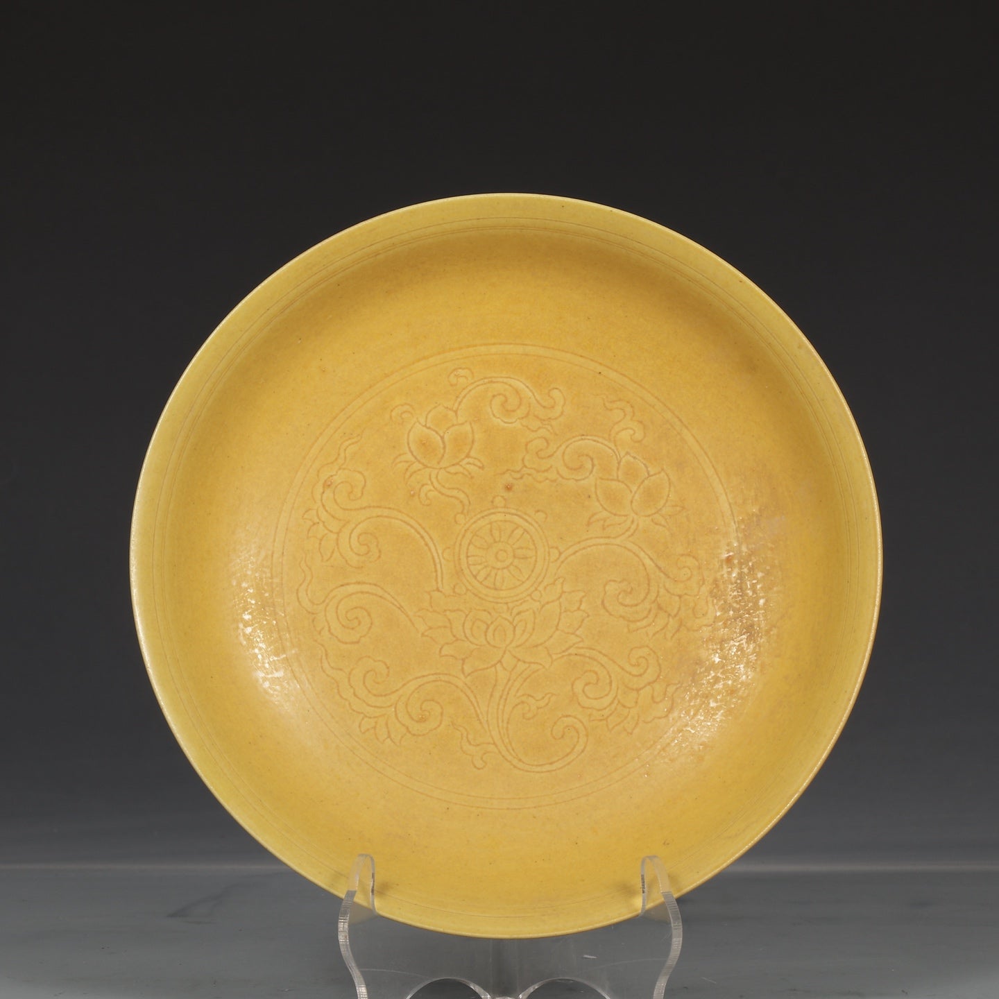 A1405 Chinese Yellow Glaze Flowers Design Porcelain Plate