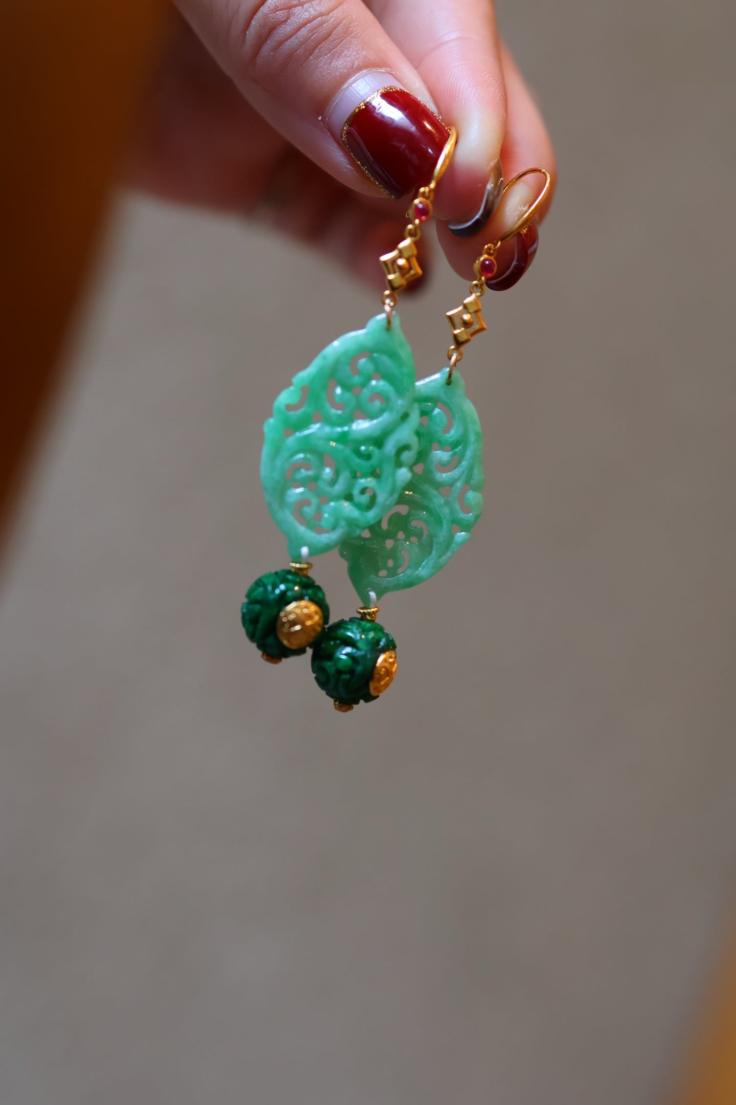 A1407 Exquisite 18K Gold Inlay Jadeite Earring