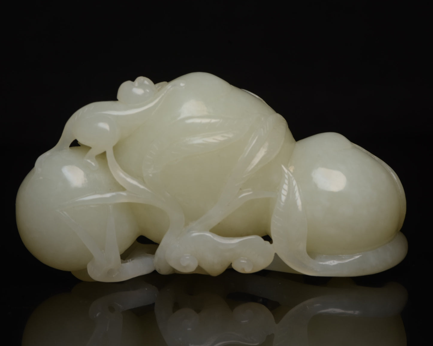 A1408 Chinese Hetian Jade Carved Peach & Monkey Statue