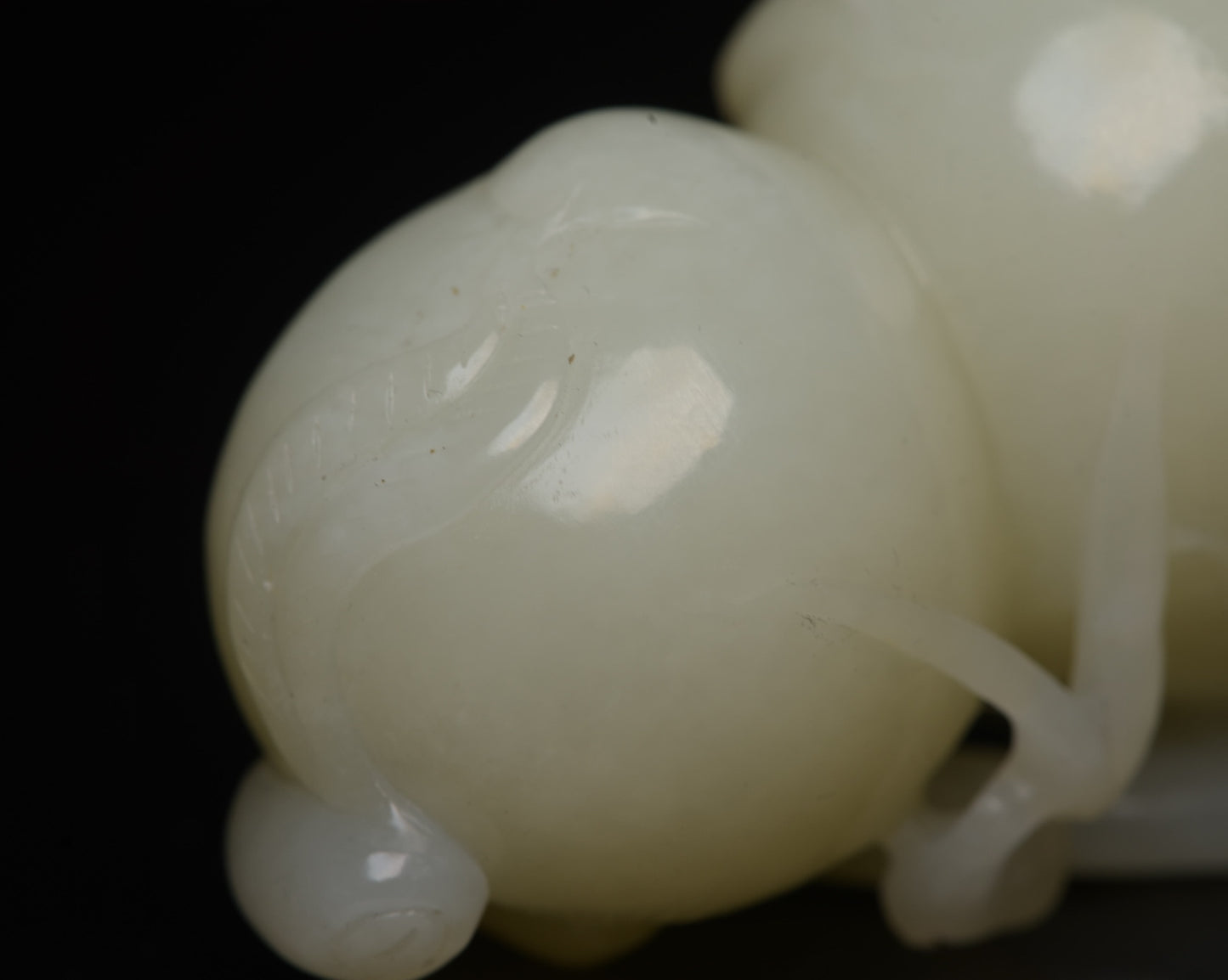 A1408 Chinese Hetian Jade Carved Peach & Monkey Statue