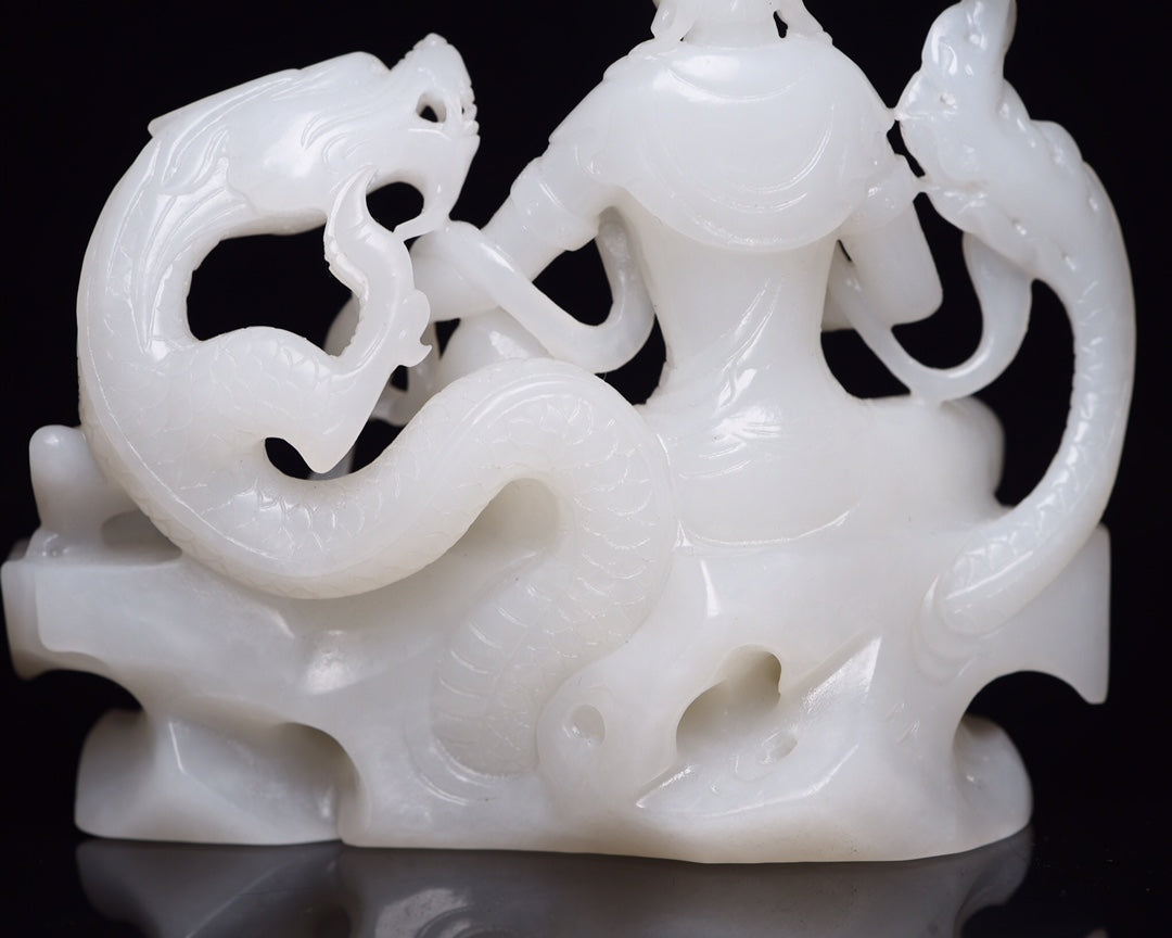 A1421 High Quality Chinese White Hetian Jade Carved Kwan-yin Statue