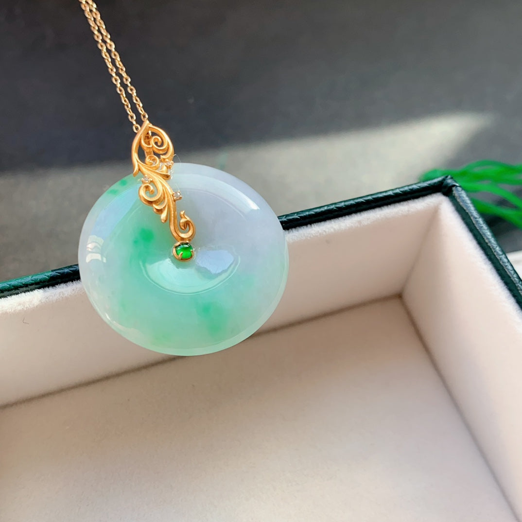 A1422 Exquisite 18K Gold Inlay Jadeite Lucky Pendant