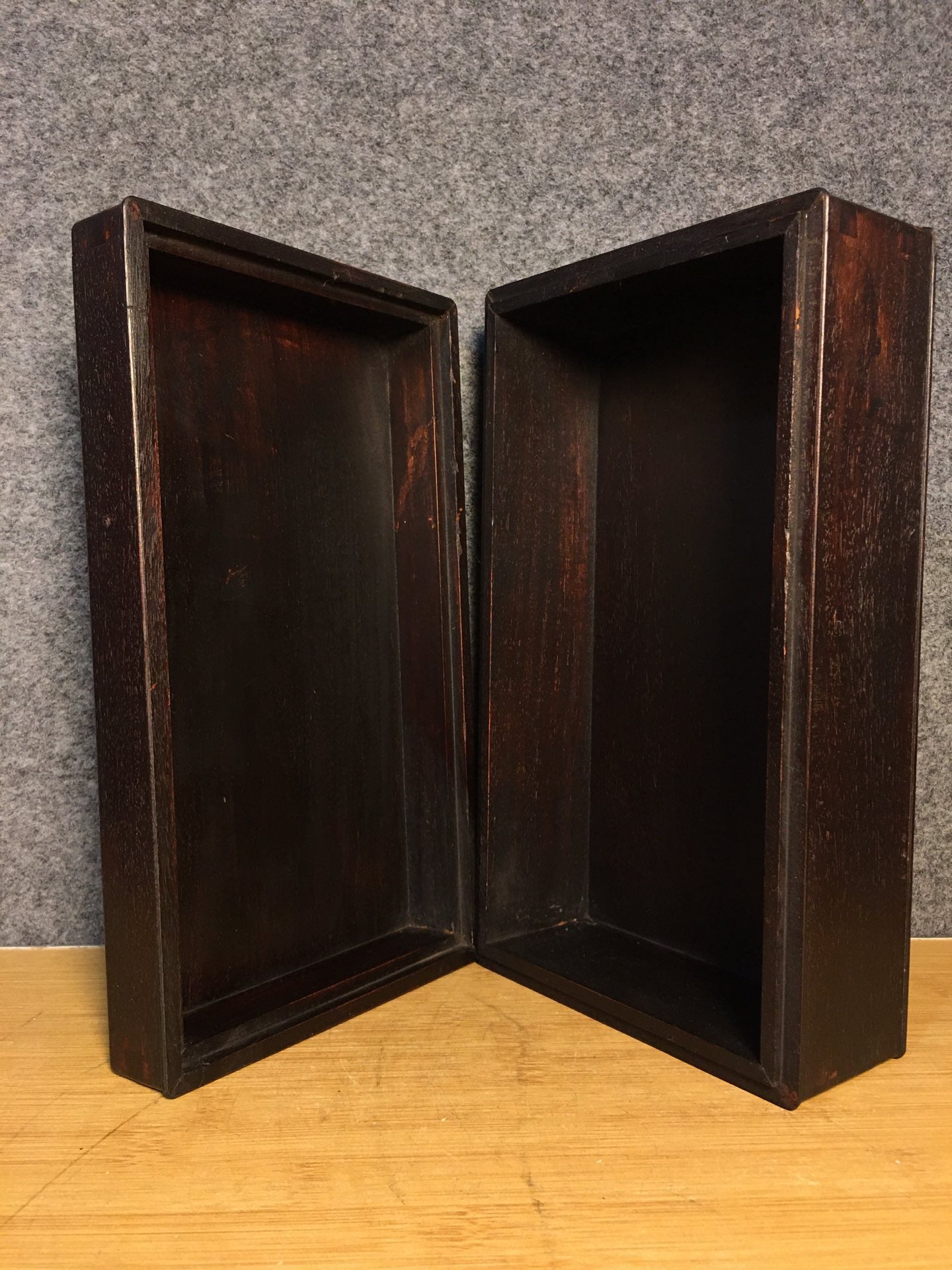 A1431 Vintage Chinese Zitan Wood Inlay Shell Crane Jewellery Box