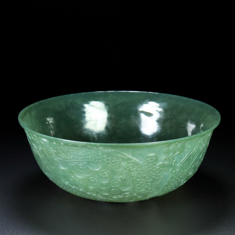 A1434 Chinese Green Hetian Jade Low Relief Fortune Dragon Design Bowl