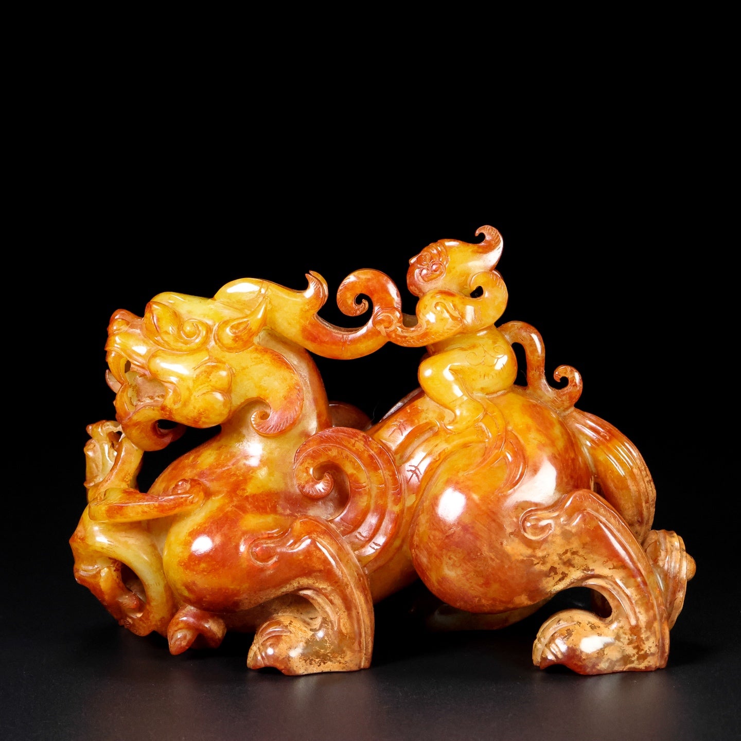 A1438 Superb Old Chinese Hetian Jade Fortune Beast Statue