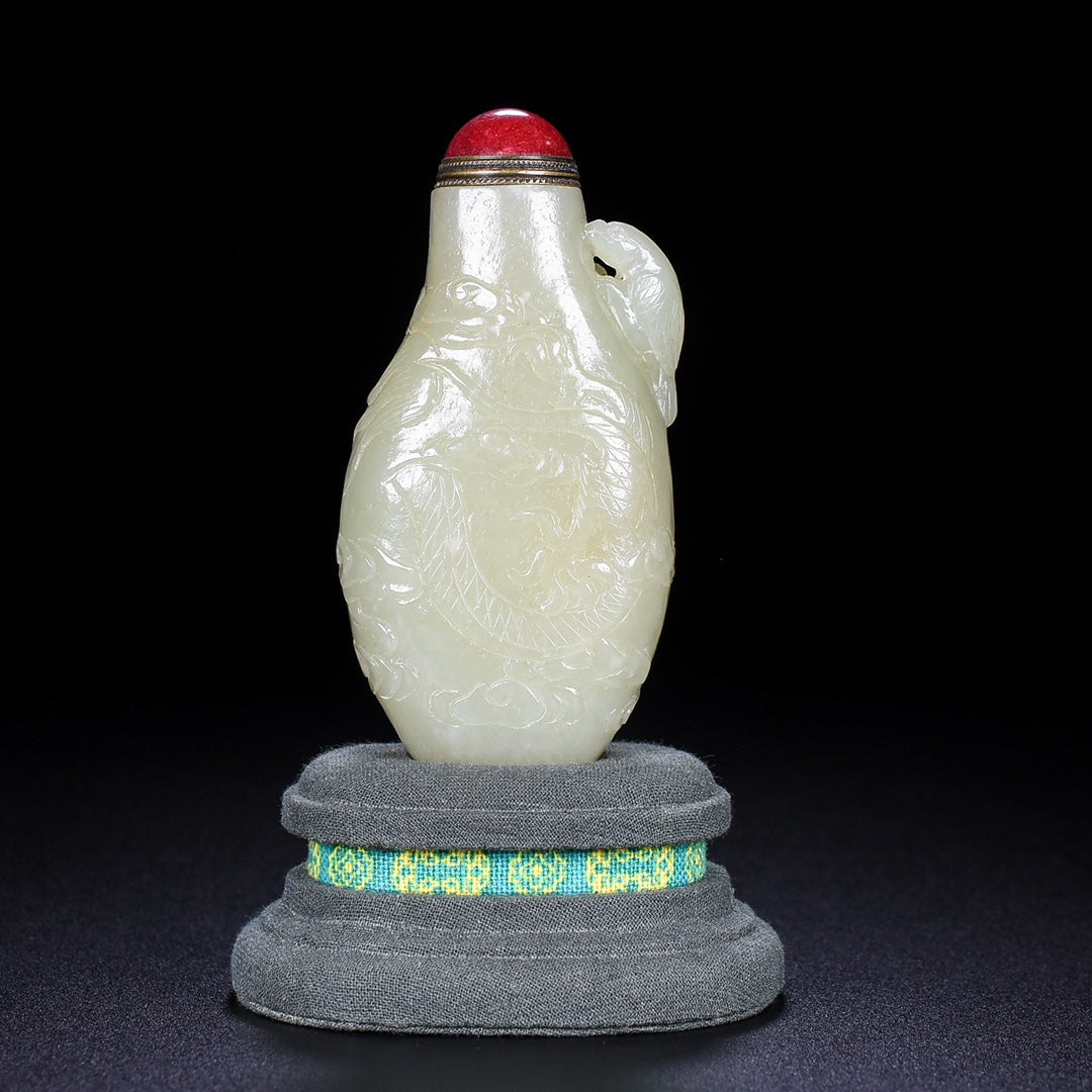 A1454 Superb Chinese Hetian Jade High Relief Bird Snuff Bottle