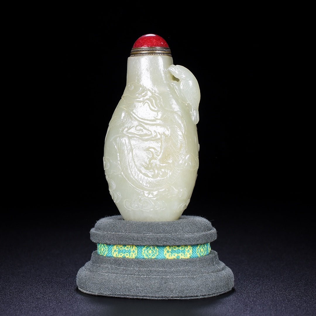 A1454 Superb Chinese Hetian Jade High Relief Bird Snuff Bottle