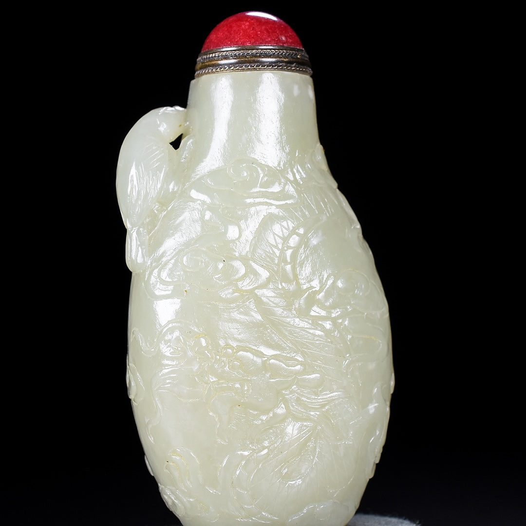 A1454 Superb Chinese Hetian Jade High Relief Bird Snuff Bottle