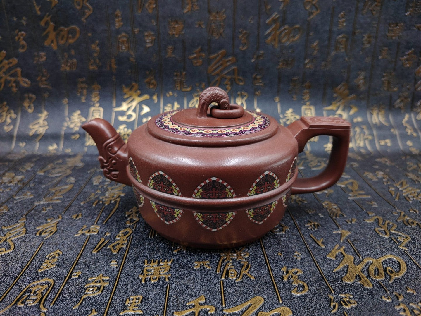 A1460 A Set Superb Chinese Famille Rose Yixing Zisha Teapot & Cups