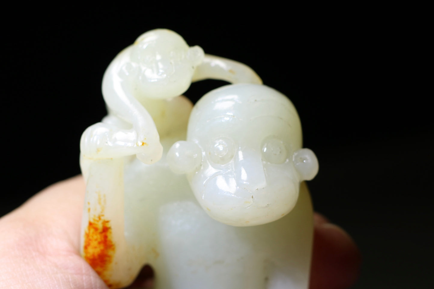 A1475 Superb Chinese Hetian Jade Carved Monkey Pendant