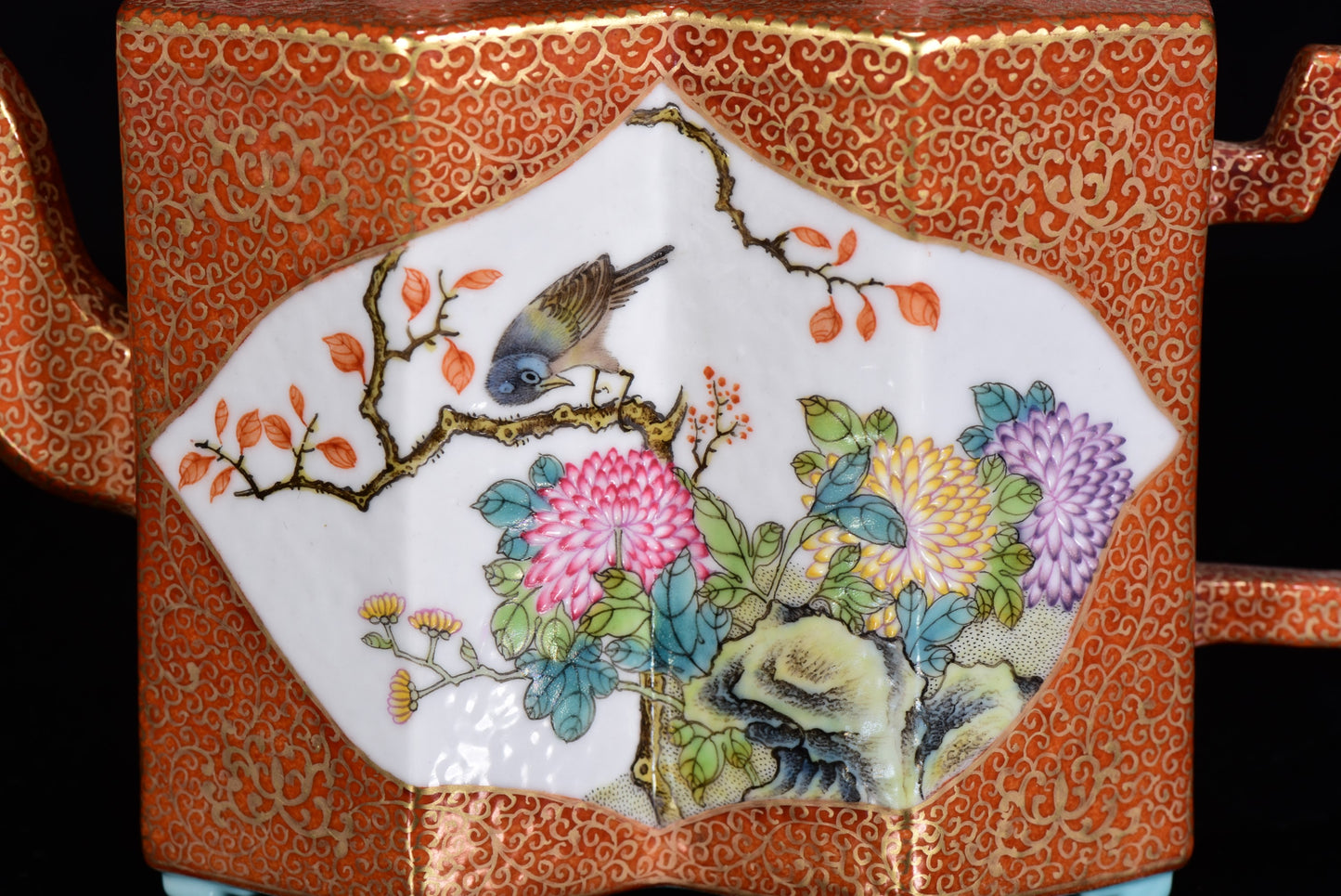 A1480 Chinese Qing Dynasty Gilt Gold Iron Red Glaze Famille Rose Flowers Bird Design Conjoined Porcelain Teapot