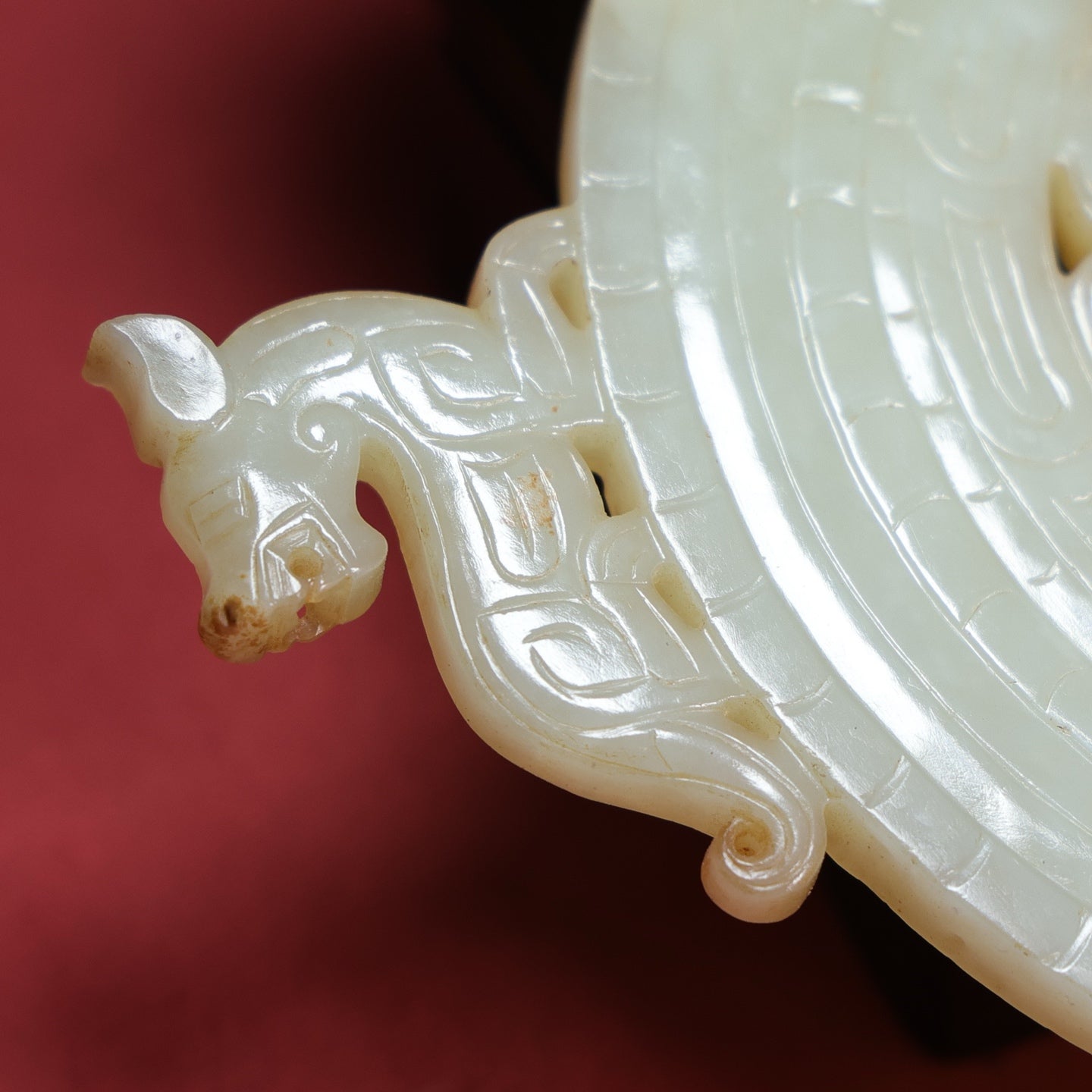 A1510 Superb Chinese Hetian Jade Carved Fortune Beast Jade Gui Statue