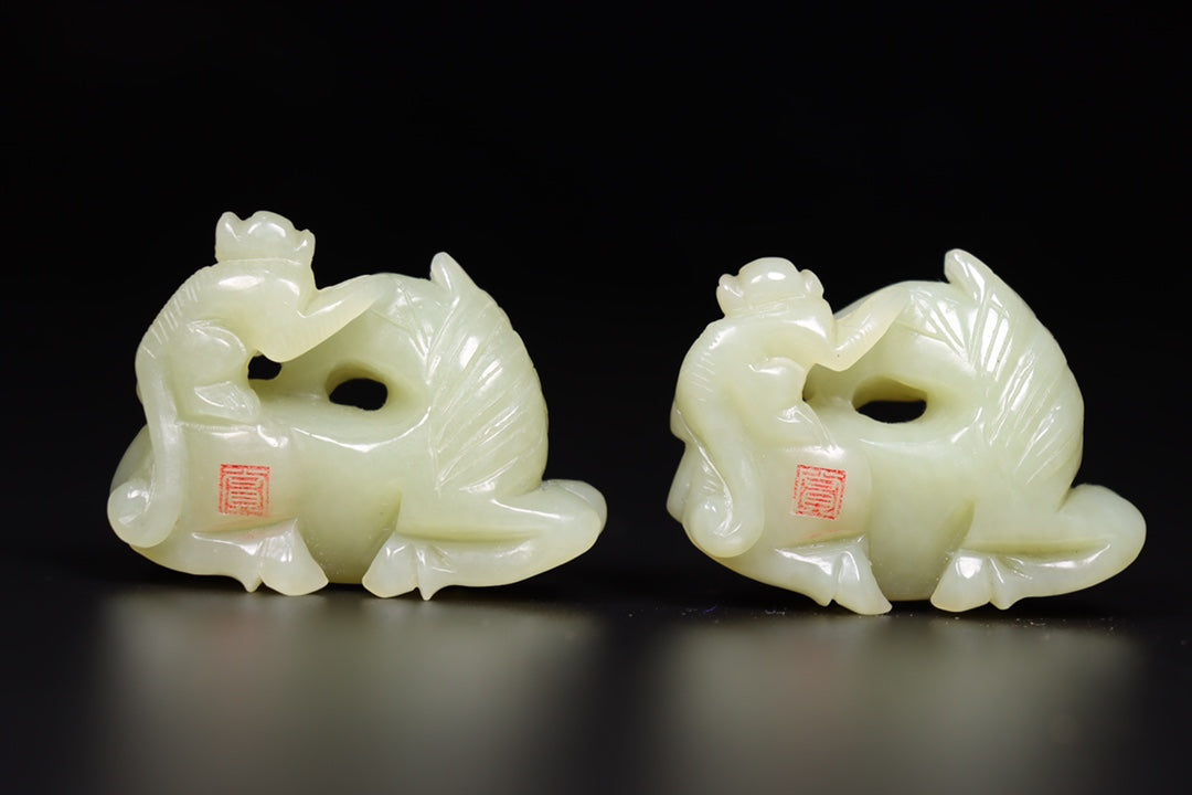 A1622 A Set Superb Chinese Hetian Jade Carved Fortune Beast Statue w Wood Handle Box