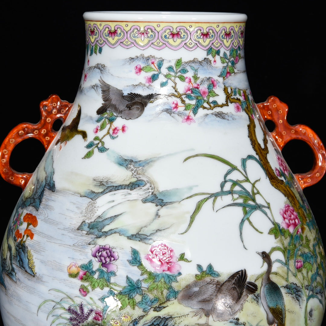 A1630 Chinese Qing Dynasty Famille Rose Enamel Flowers Bird Design Porcelain Jar w Gold Wire Enamel Base