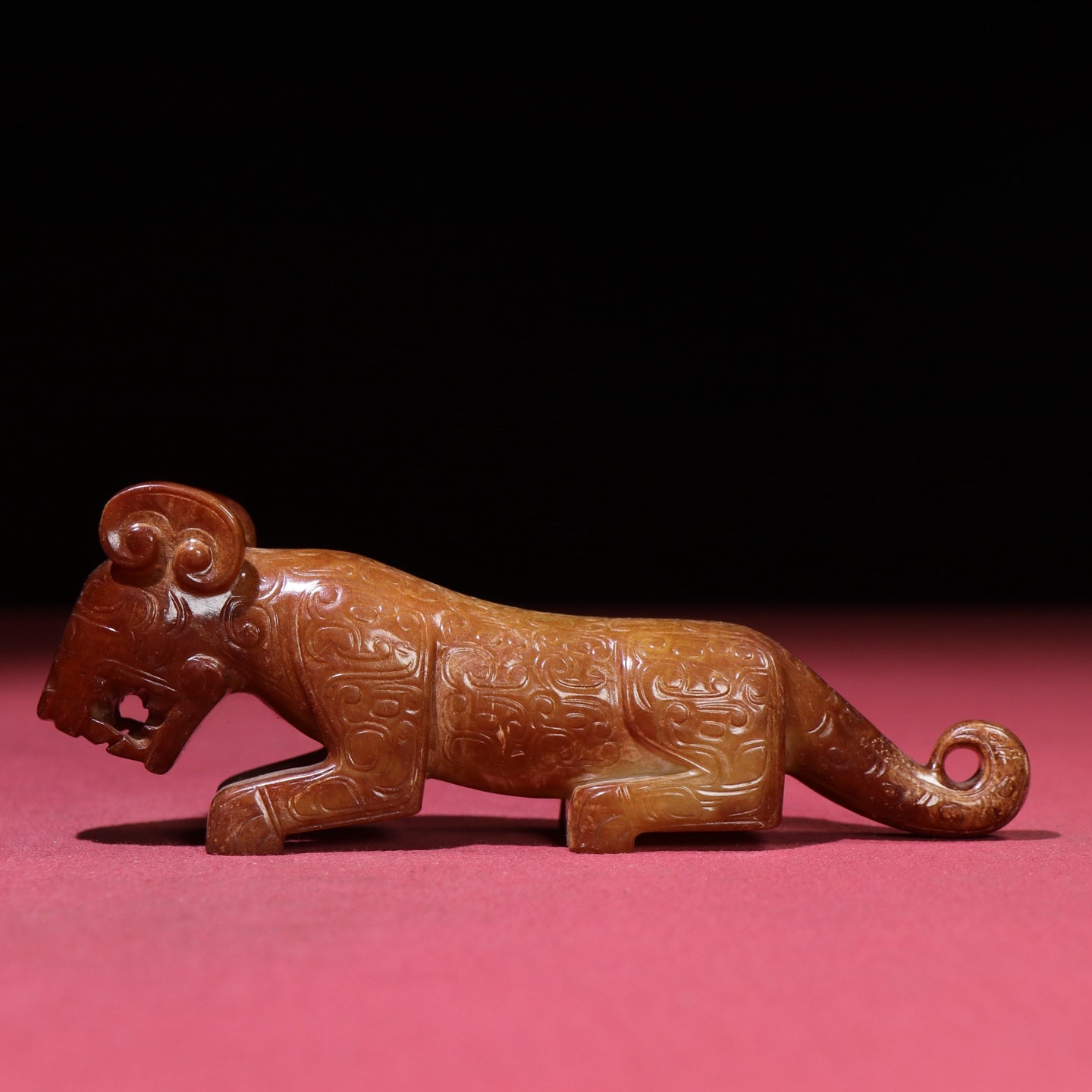 A1634 Superb Old Chinese Hetian Jade Carved Tiger Statue