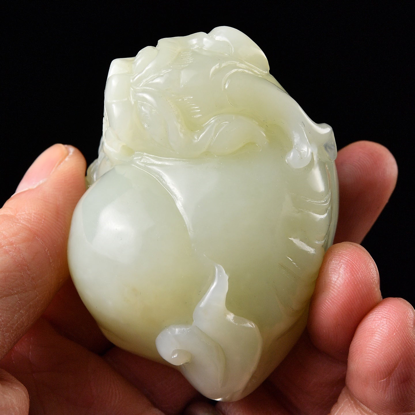 A1649 Superb Chinese Hetian Jade Carved Fortune Pixiu Statue w Certificate