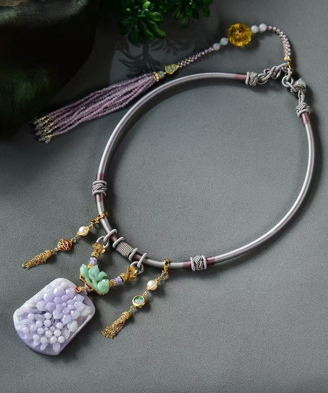 A1655 Exquisite Jadeite Carved Flower Pendant w Hand Woven Beads Necklace
