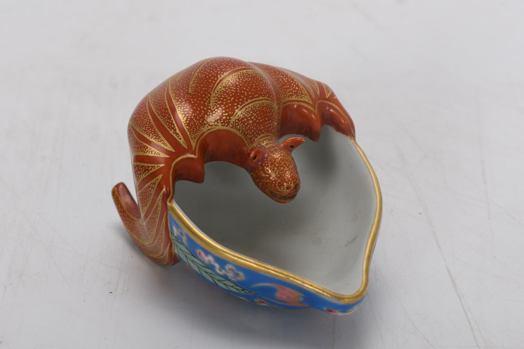 A1656 Chinese Gilt Gold Famille Rose Fortune Bat Brush Washer