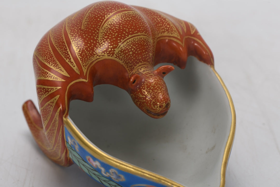 A1656 Chinese Gilt Gold Famille Rose Fortune Bat Brush Washer