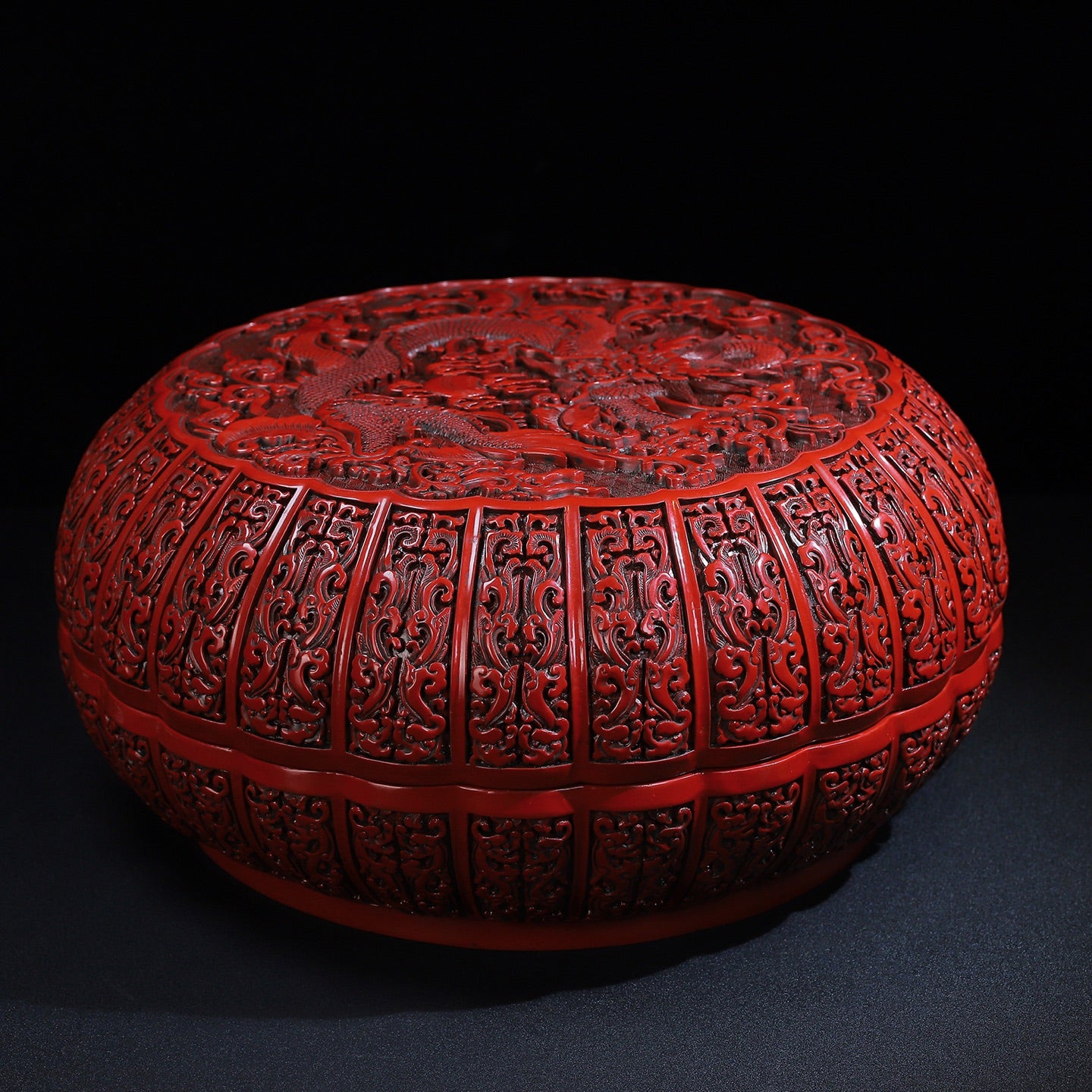 A1666 Chinese Red Lacquerware Low Relief Fortune Dragon Jewellery Box