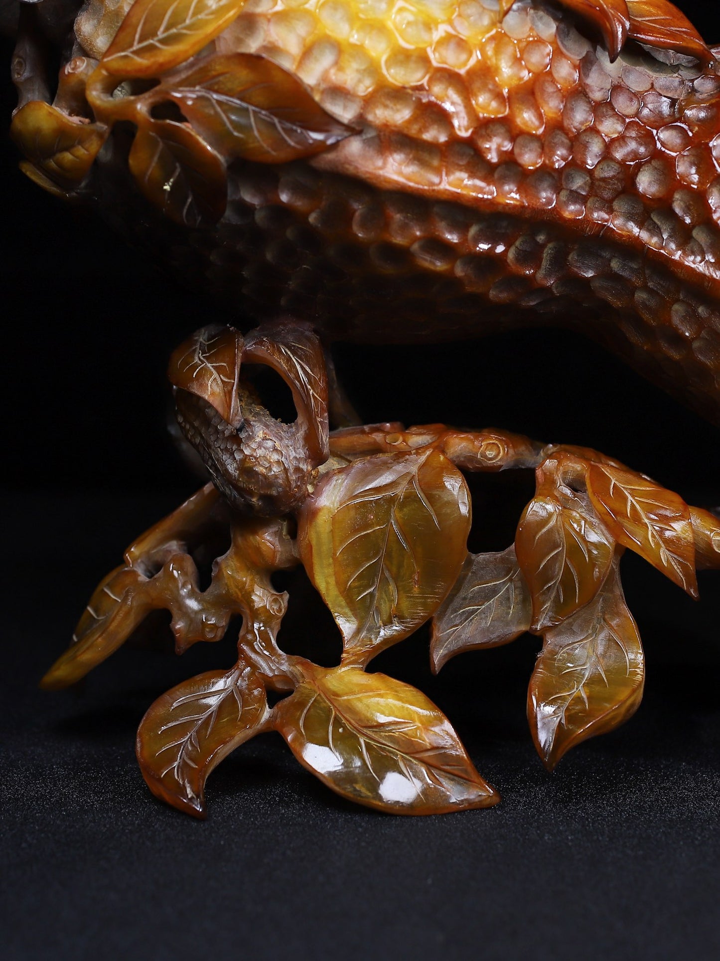 A1673 Vintage Ox Horn Carved Peach Statue