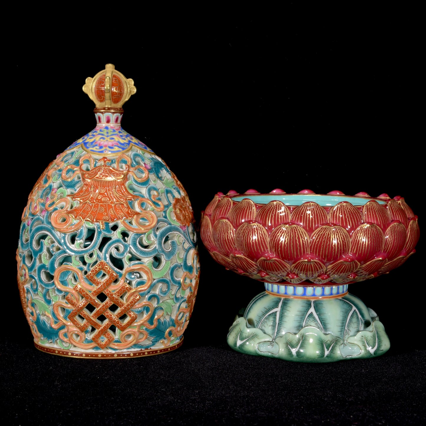 A1677 Chinese Qing Dynasty Gilt Gold Famille Rose Lotus Leaf & Lotus Flower Porcelain Incense Burner