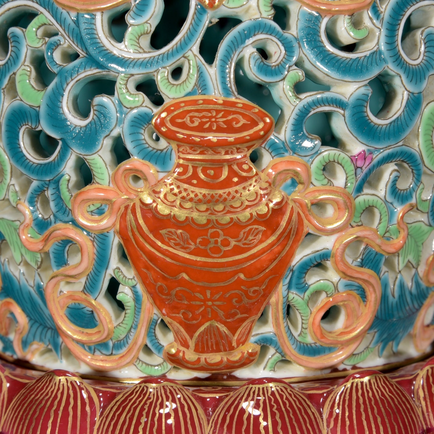 A1677 Chinese Qing Dynasty Gilt Gold Famille Rose Lotus Leaf & Lotus Flower Porcelain Incense Burner