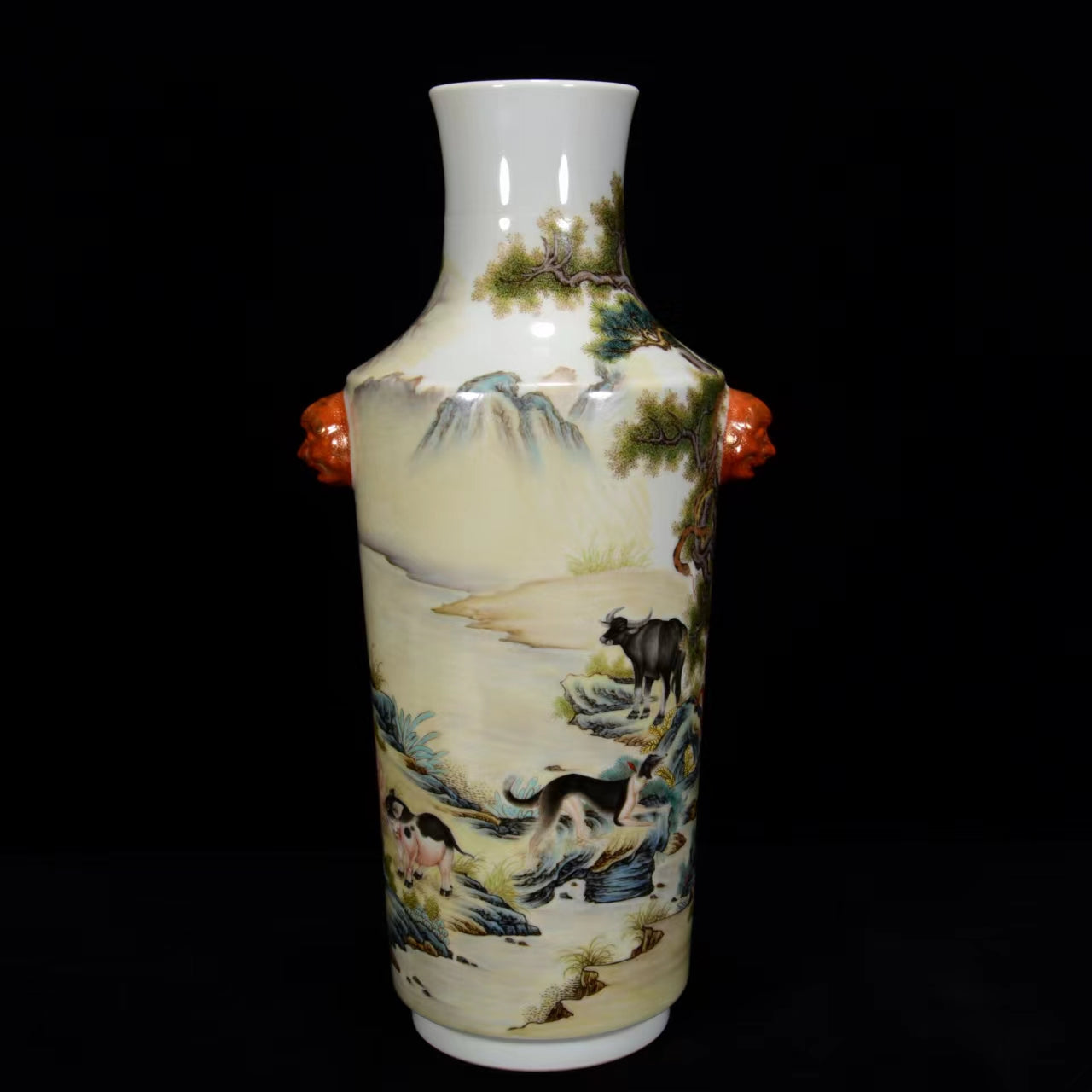 A1687 Chinese Qing Dynasty Famille Rose Tiger & Horse Design Porcelain Vase