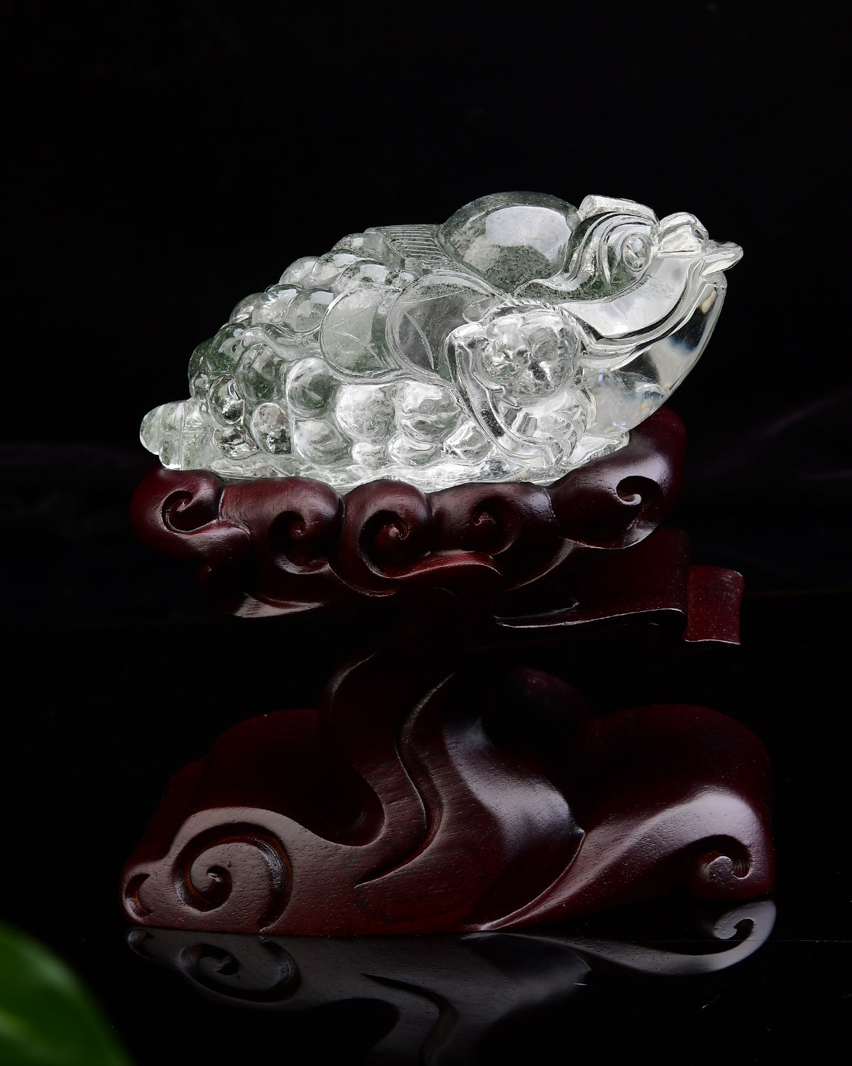 A1693 Exquisite Green Crystal Carved Fortune Toad Statue