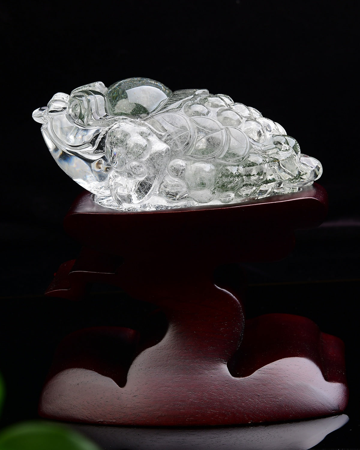 A1693 Exquisite Green Crystal Carved Fortune Toad Statue