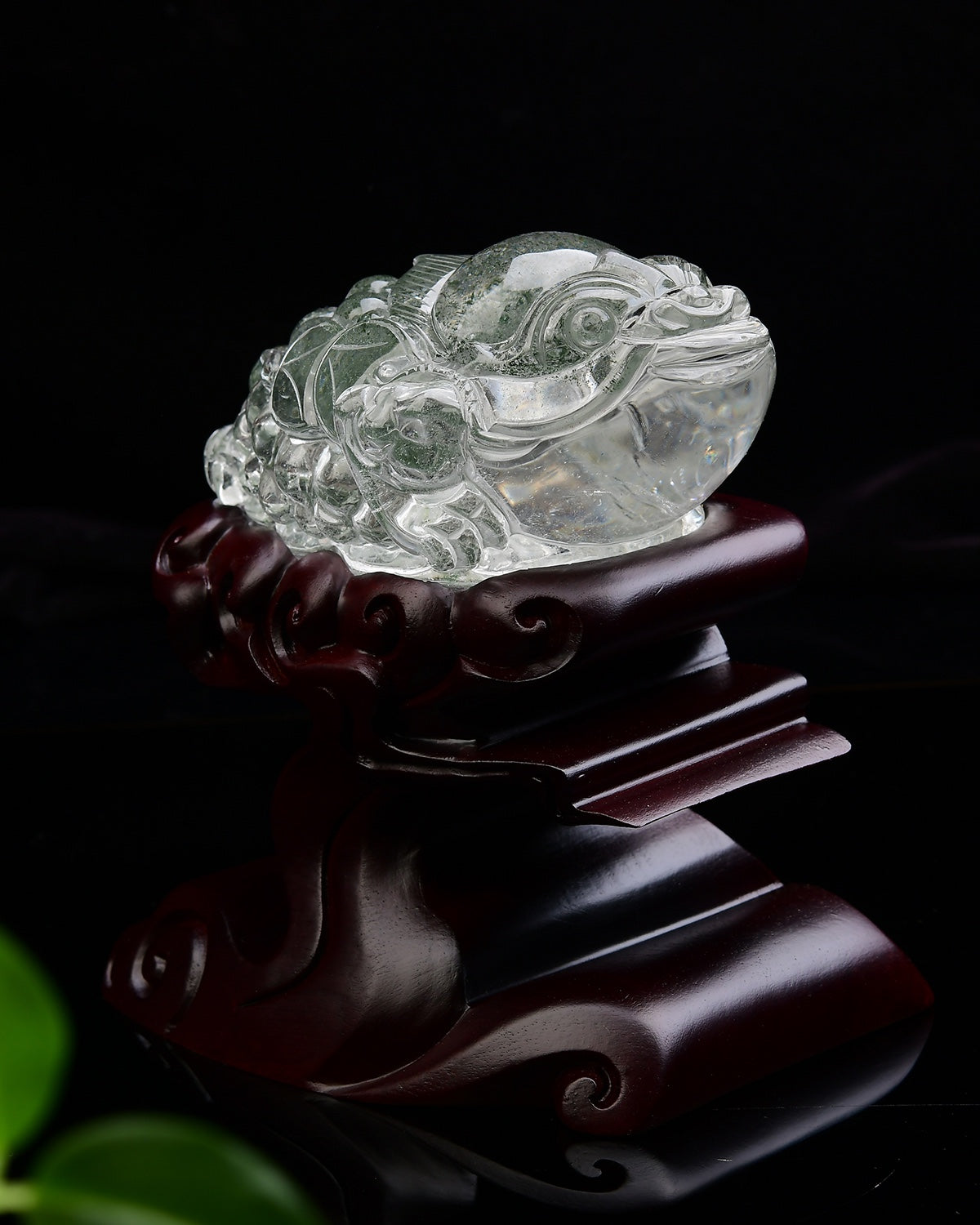A1693 Exquisite Green Crystal Carved Fortune Toad Statue