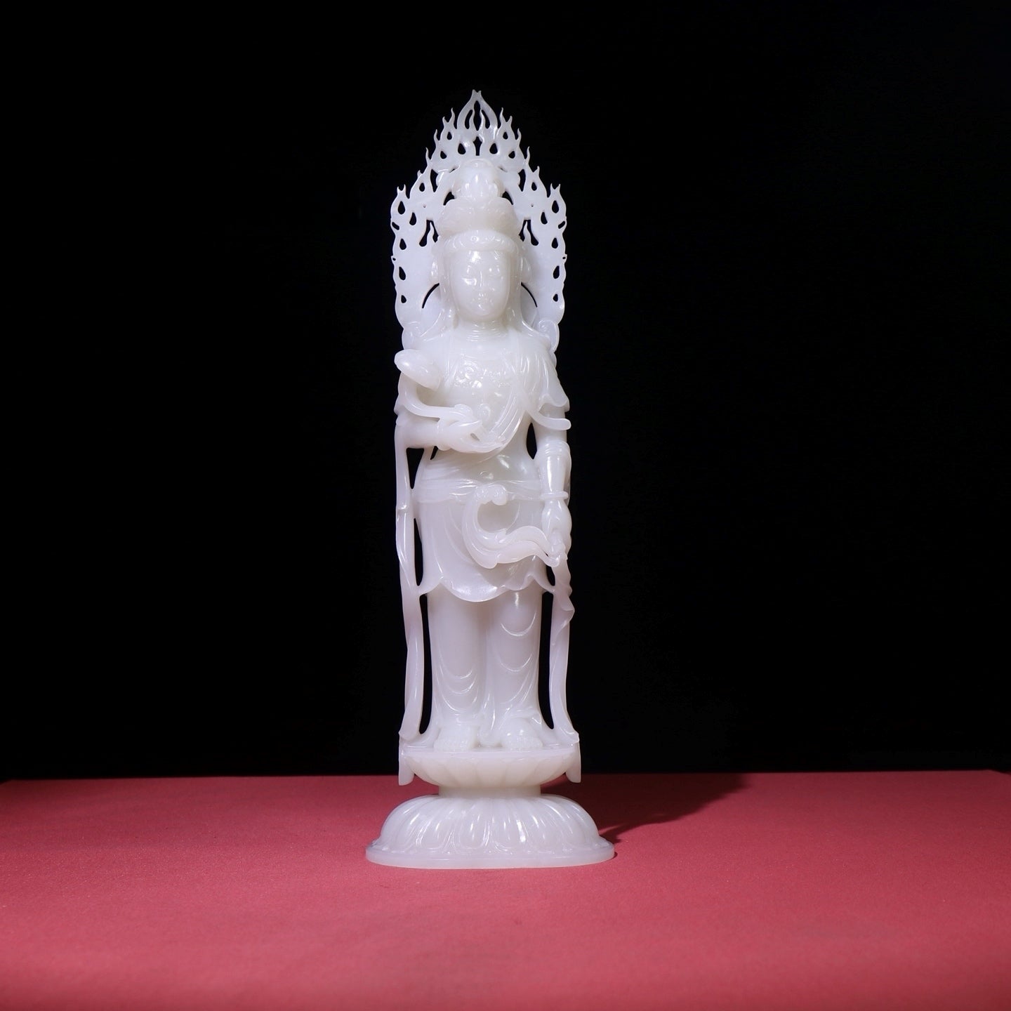 A1702 High Quality Chinese White Hetian Jade Carved Kwan-yin Statue