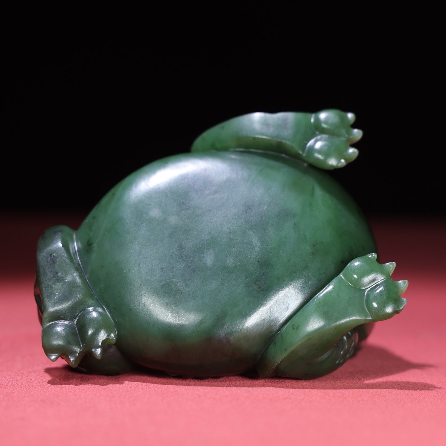 A1722 Superb Chinese Green Hetian Jade Fortune Toad Statue